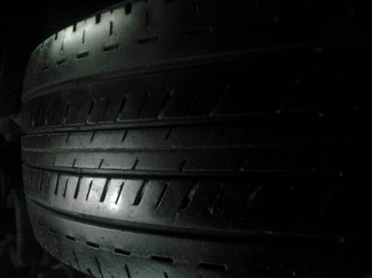 ยางบริตโตรน ดูราวิท 215/65/16 4เส้น พร้อมใส่ ราคา 3500บาท