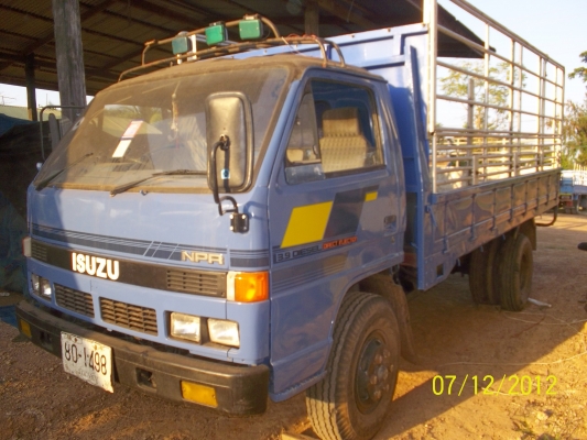 ขาย6ล้อดั๊ม   npr   เครื่อง 110แรง    พวงมาลัยเพาเวอร์