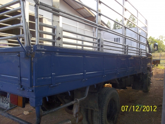 ขาย6ล้อดั๊ม   npr   เครื่อง 110แรง    พวงมาลัยเพาเวอร์