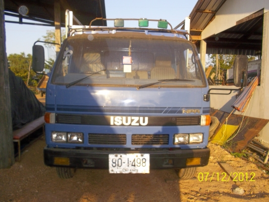 ขาย6ล้อดั๊ม   npr   เครื่อง 110แรง    พวงมาลัยเพาเวอร์