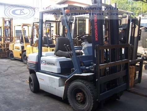 ขาย รถโฟล์คลิฟท์ KOMATSU รุ่น FD25-11