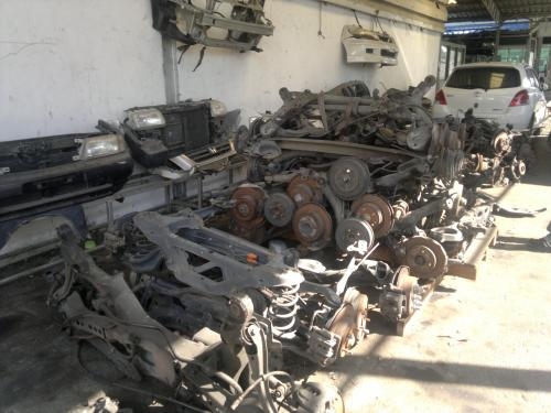 ขายด่วน อะใหล่นำเข้าหลายรายการเลิกกิจการ จะใช้ที่สร้างคอนโด