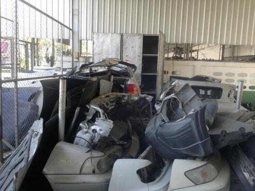 ขายด่วน อะใหล่นำเข้าหลายรายการเลิกกิจการ จะใช้ที่สร้างคอนโด