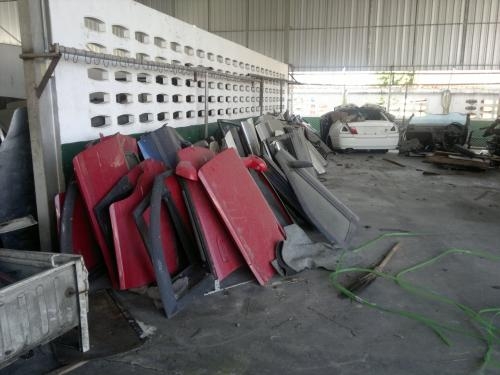 ขายด่วน อะใหล่นำเข้าหลายรายการเลิกกิจการ จะใช้ที่สร้างคอนโด