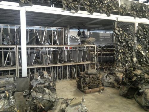 ขายด่วน อะใหล่นำเข้าหลายรายการเลิกกิจการ จะใช้ที่สร้างคอนโด