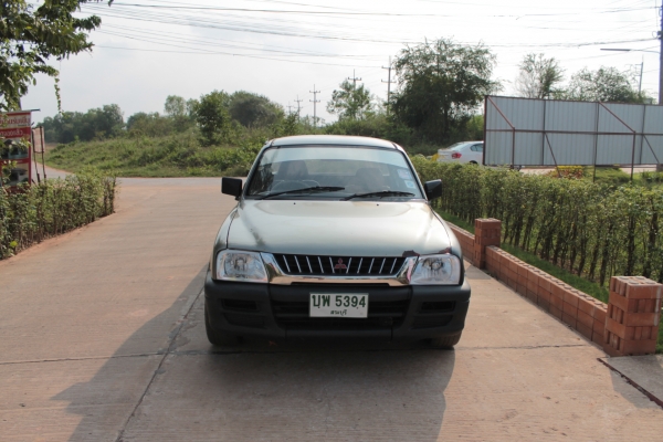 ขายมิตซู  สตราด้า