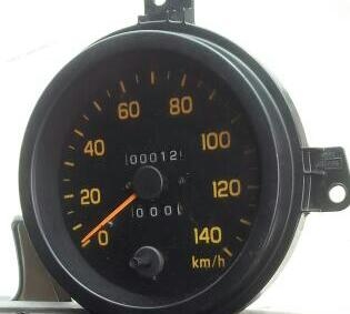 ซ่อมไมล์รถบัส ต่อระบบไมล์ไฟฟ้า หรือเปลี่ยนจากสายไมล์เป็นไมล์ไฟฟ้าแทน  ปรับกิโลให้ตรง