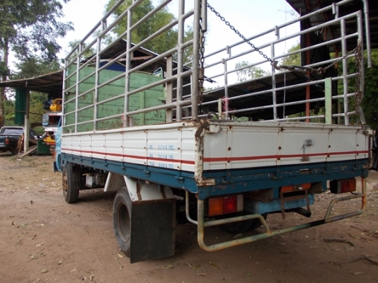 ขายด่วน!! ISUZU 110 KS 22 ยกหัวได้ พวงมาลัยพาวเวอร์ รถห้างแท้ กระบะใหม่ ยางใหม่ ทั้ง6เส้น สวยทั้งคัน พร้อมใช้งาน สนใจติดต่อด่วน 0876414953 มอส ท่าสองคอน