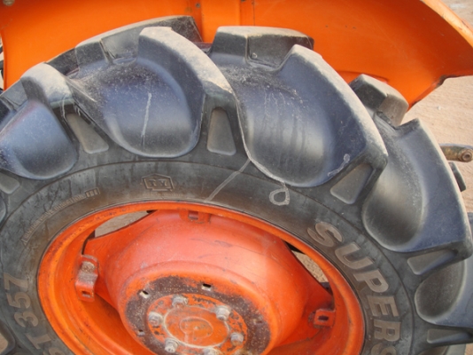 คูโบต้า L2600 รถไร่...สภาพดี  เดิมๆงามๆมาแล้วครับ