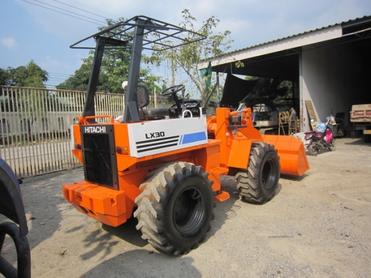 ขาย รถตักล้อยาง HITACHI รุ่น LX30 มือสองญี่ปุ่น ขาย รถตักล้อยาง HITACHI รุ่น LX30 มือสองญี่ปุ่น