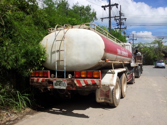 ISUZU DEGA 195 รถน้ำ10ล้อ2เพลาขายตามสภาพครับ ISUZU DEGA 195 รถน้ำ10ล้อ2เพลาขายตามสภาพครับ