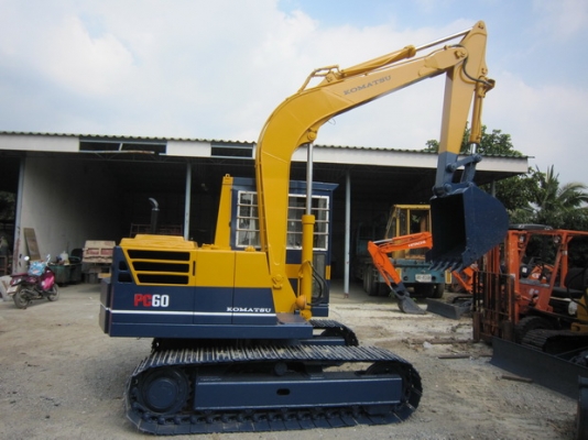 ขาย รถขุด KOMATSU รุ่น PC60-3- มือสองญี่ปุ่น ขาย รถขุด KOMATSU รุ่น PC60-3- มือสองญี่ปุ่น