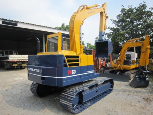 ขาย รถขุด KOMATSU รุ่น PC60-3- มือสองญี่ปุ่น ขาย รถขุด KOMATSU รุ่น PC60-3- มือสองญี่ปุ่น
