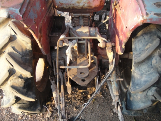 แม็กซี่ MF210  เครื่องดี  ขี่ได้ขับได้....ยางหลังไม่ดี ถูกๆ