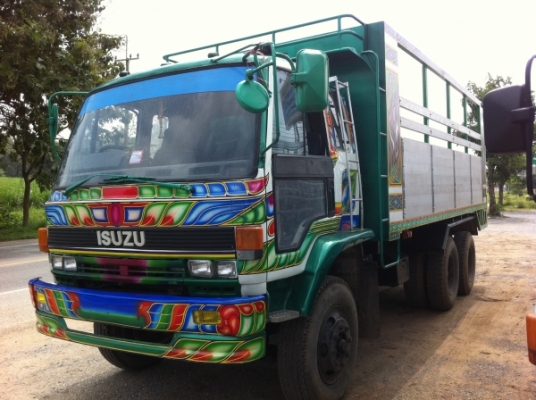 ขายรถบรรทุก 10 ล้อ (ดั้ม) 1 เพลา อีซูซุ เครื่อง 175 แรงม้า หัวร้อกกี้ กระบะดั้มอลูมิเนียมต่อใหม่ หัว-กระบะ แล้ปลายใหม่ เบรกทิฟฟี่ พวงมาลัยพาวเวอร์ ทะเบียนพร้อมโอน ภาษีไม่ขาด
