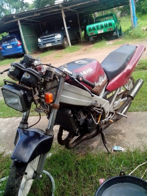 ขายรถ สองสูบ 11500 สนใจติดต่อหน่องร้อยเอ็ด 0836798716