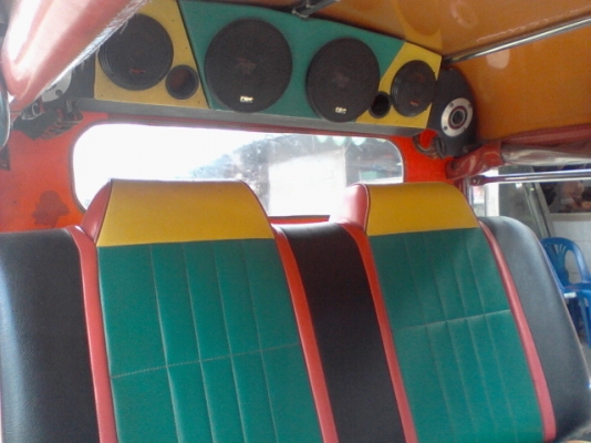 ขายตุ๊กตุ๊กเครื่อง3สูบ ทะเบียนเต็ม+โอนราคา155,000บาท