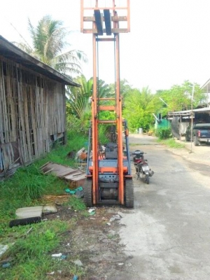 ขายฟอล์คลิฟต์ TOYOTA รุ่น 5 ขนาด 2.0 ตัน