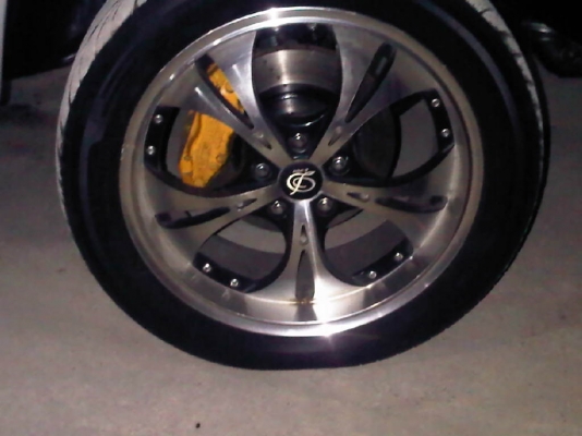 ขายลดราคาอีกครับด่วนๆแม็กVIPขอบ18 5รู114 4วง 8500รวมยาง12000