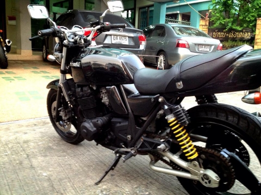 ขาย Kawasaki zrx400cc.ด่วน......