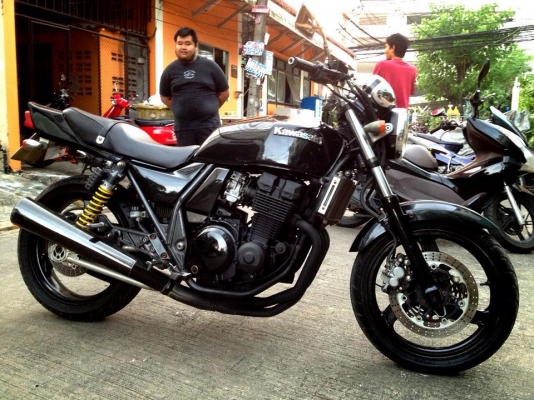 ขาย Kawasaki zrx400cc.ด่วน......