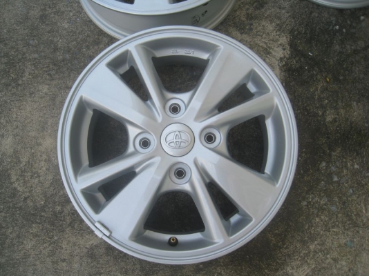 ขายล้อแม็กเดิม toyota avanza 15"x5" 4/114 et45 (081-3747940)