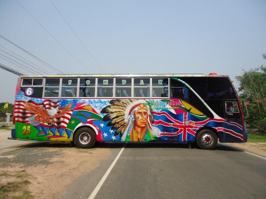 ต้องการขายไม่มีคนดูแล รถบัสพัดลม คัซซีBENZ เครื่อง HINO 315 แรงม้า สภาพพร้อมใช้งาน