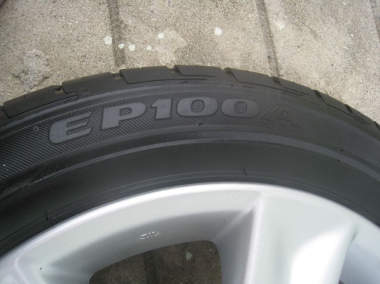 ขายล้อแม็กเดิม toyota yaris 16"x6" 4/100 et51 +ยางปี11 (081-3747940)