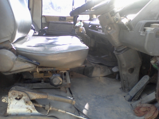 ขายรถสิบล้อ NISSAN UD 320