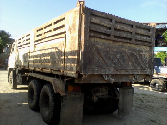 ขายรถสิบล้อ NISSAN UD 320