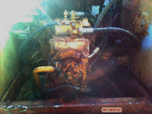 ขาย แบคโฮ KOMATSU PC 120-3 ติดไลห์เบรกเกอร์(ไลห์หัวกระแทก)