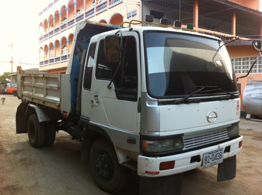 ขายรถบรรทุก 6 ล้อ (ดั้มดิน) ฮีโน่ รุ่น FD (รถประกอบ) เครื่อง HO7D (195 แรงม้า) สภาพสวยมาก ทะเบียนพร้อมโอน ราคาต่อรองได้