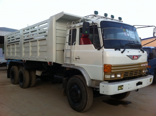 ขายรถบรรทุก 10 ล้อ ดั้ม HINO 227 สองเพลา สภาพพร้อมใช้เครื่อง EM100 (220 แรงม้า) สภาพ 80\%