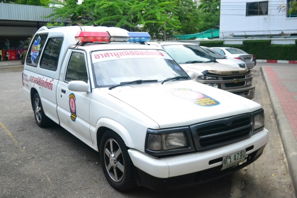 กระบะมาสด้า ไฟเตอร์ พร้อมหลังคาแครี่บอย ปี96เครื่อง2500 ประหยัดน้ำมันขายดาวน์85000