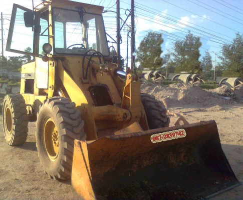ขายรถตัก KOMATSU 510 เก่านอกเอกสารอินวอยล์