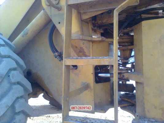 ขายรถตัก KOMATSU 510 เก่านอกเอกสารอินวอยล์