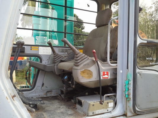 ขายด่วน Hitachi EX100-2  เก่านอกสภาพสวย  โซ่สวยมาก ๆ เครื่องปั้มดี  ใบแทรค 60