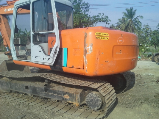 ขายด่วน Hitachi EX120-2  เก่านอกใบแทรค 70  ใช้คันเร่งมือ ราคาไม่แพง