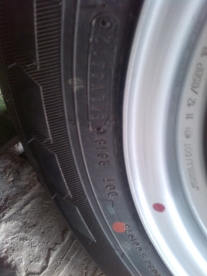 ขายยางปายแดงออนิวดีแมกสภาพไหมครบชุด4วงวิง180โล