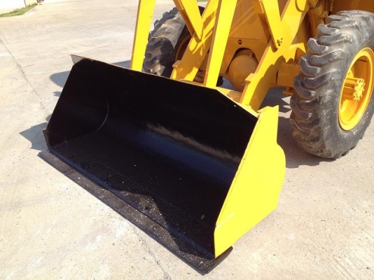 ขายรถตักล้อยาง เอวอ่อน MITSUBISHI - WS3  มือสองญี่ปุ่น นำเข้าเอง ทำสีใหม่ พร้อมใช้งาน