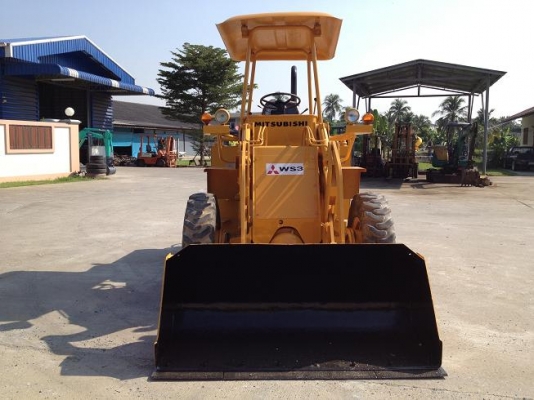ขายรถตักล้อยาง เอวอ่อน MITSUBISHI - WS3  มือสองญี่ปุ่น นำเข้าเอง ทำสีใหม่ พร้อมใช้งาน
