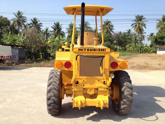 ขายรถตักล้อยาง เอวอ่อน MITSUBISHI - WS3  มือสองญี่ปุ่น นำเข้าเอง ทำสีใหม่ พร้อมใช้งาน