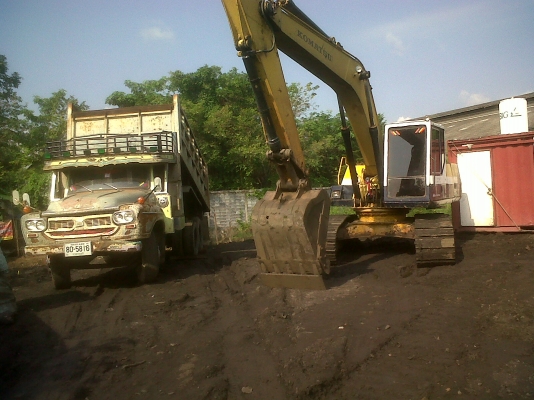 ขายแบคโฮPC210-5โคมัสสุมีใบอินวอยไฟฟ้าครบ+แอร์ พร้อมรถสิบล้อหน้ายาว2เพลาดั้มสภาพสวยมากรวม2รายการ