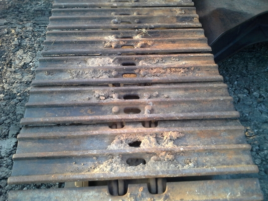 ขายด่วน  CAT312B   เก่านอกยังไม่เคยใช้งานในไทย  สภาพสวย  เครื่องปั้มดีมาก ๆๆ ใบแทรคใหญ่ อาร์มพิเศษ