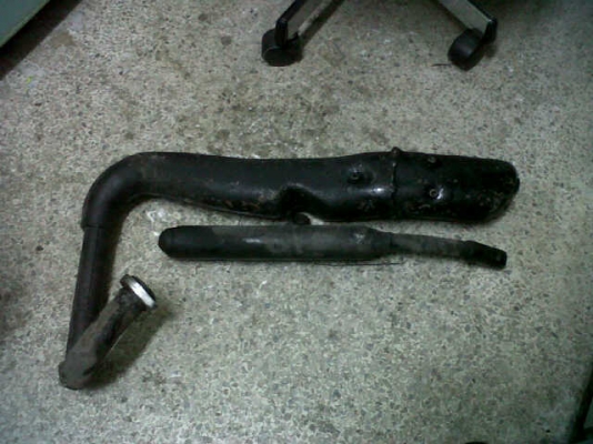 ขายท่อเดิม Yamaha DT 100 ใช้ไำด้ปกติถอดออกจากรถ