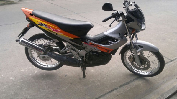 Honda dash ตัวใหม่สุดปี 45 เดิมๆ 15000 บาท