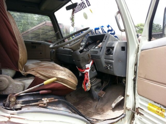 ขายด่วนหกล้อดั้มซุปเปอร์เสี่ยHINOFB2W 120แรงสภาพพร้อมใช้สุดๆรีบจอง 0843923995 0861112239