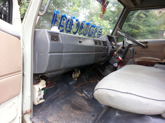 ขายด่วนหกล้อดั้มซุปเปอร์เสี่ยHINOFB2W 120แรงสภาพพร้อมใช้สุดๆรีบจอง 0843923995 0861112239