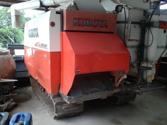 ขายรถเกี่ยวข้าว คูโบต้า DC95 ราคา 630000 บาท ด่วน ขายรถเกี่ยวข้าว คูโบต้า DC95 ราคา 630000 บาท ด่วน