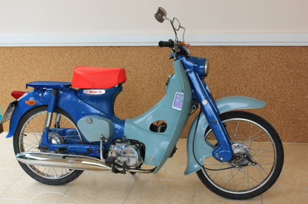 C100 โครงแท้ เครื่องดรีม แต่งsuper cub ทะเบียนเต็มโอน C100 โครงแท้ เครื่องดรีม แต่งsuper cub ทะเบียนเต็มโอน